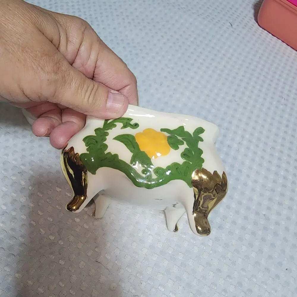 VINTAGE EUC FLORAL SPRING TRINKET BOX